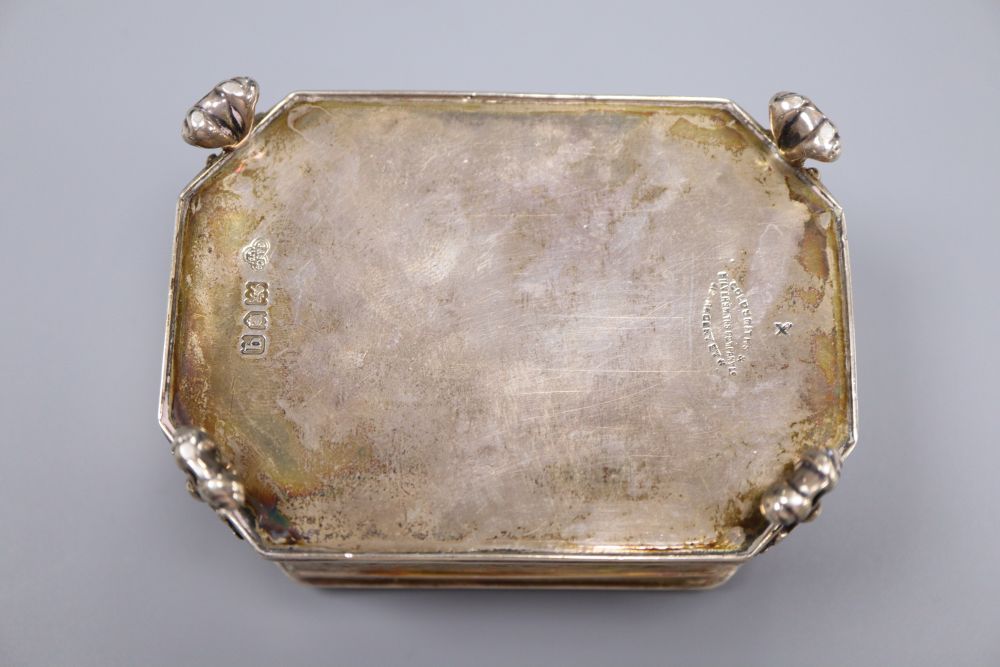 A George V silver octagonal trinket box, engraved with Pegasus hunting scenes, Goldsmith & Silversmiths Co Ltd, London, 1911,